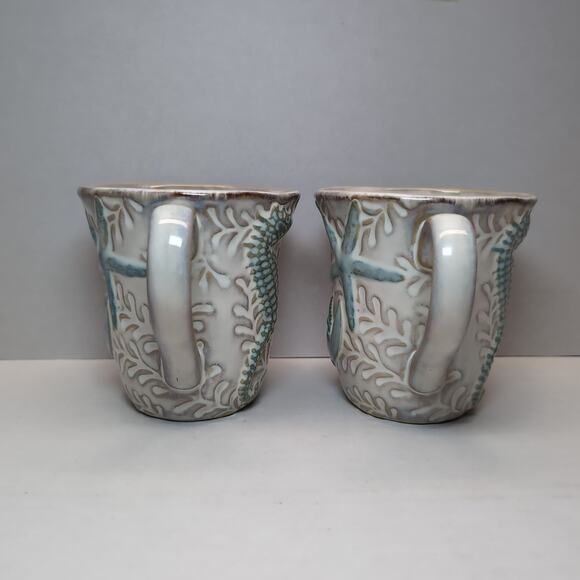 Set of 2 Cracker Barrel Mugs 3D Seahorse Seashell Starfish Lobster Beach Ocean - Picture 2 of 7